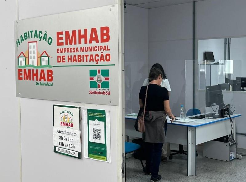 Mutuários da Emhab já podem retirar boletos e carnês de 2026