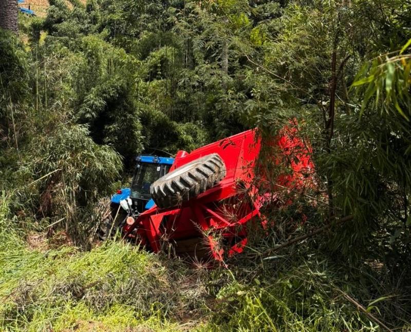 Acidente com trator deixa homem ferido no interior de Rio Negro (PR)