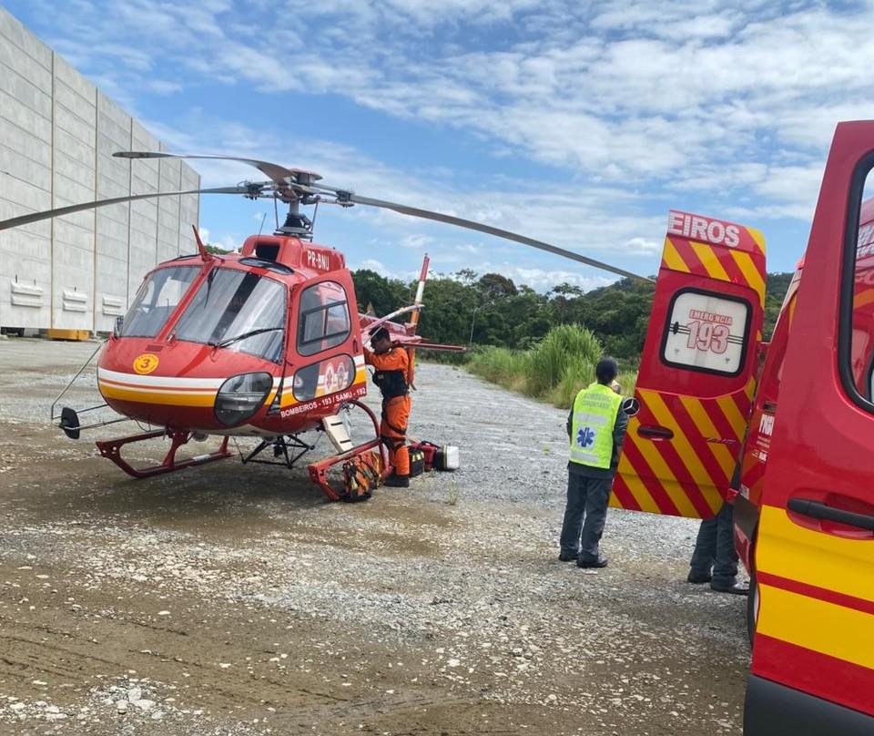 Homem fica em estado grave após queda de altura em São Francisco do Sul