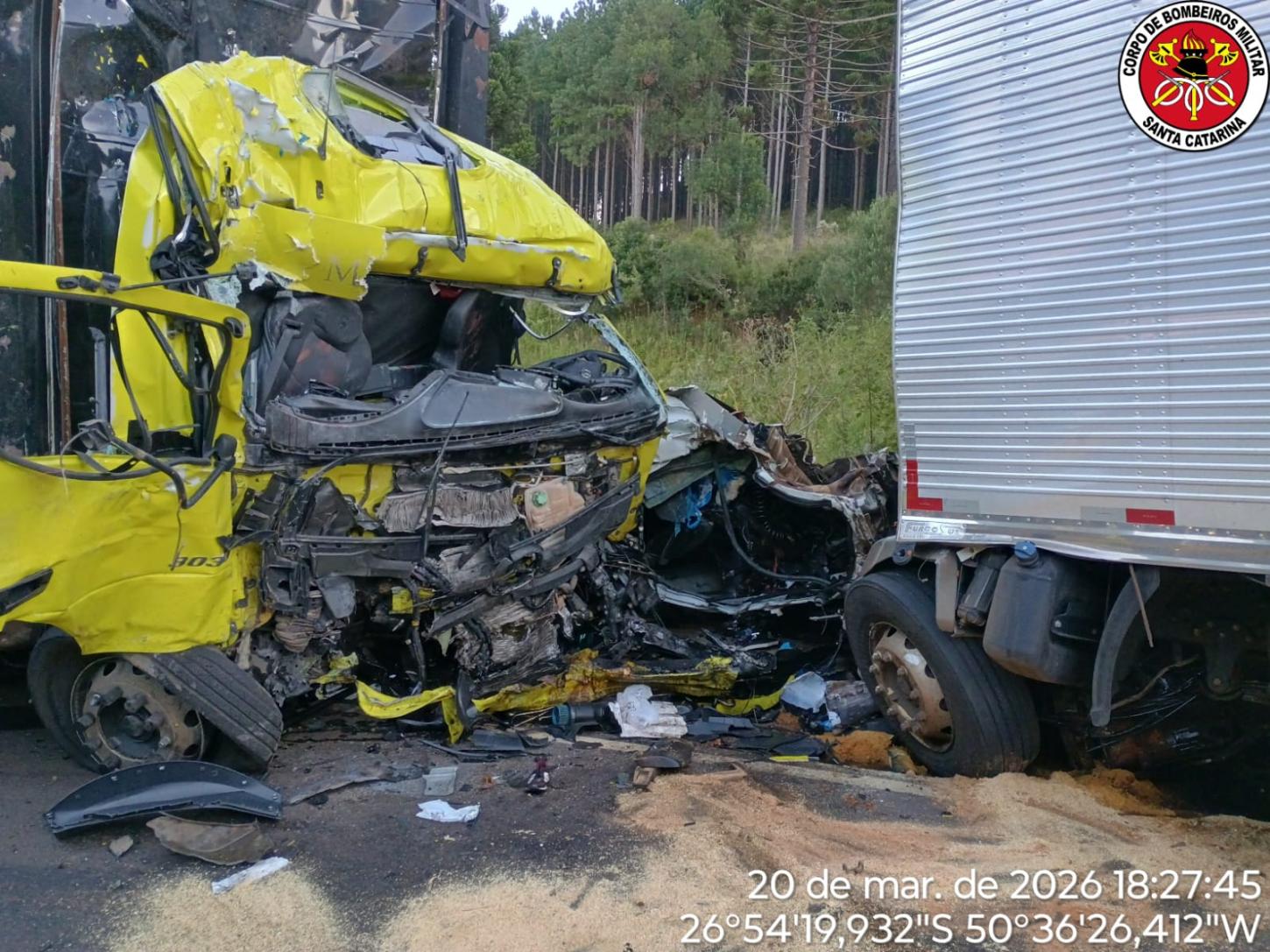 Dois caminhoneiros perdem a vida na SC-350 em Lebon Régis
