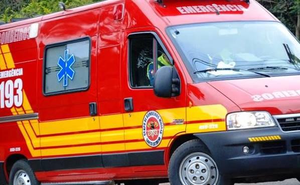 Motociclista fica ferido após colisão com carro no Centro de São Bento do Sul