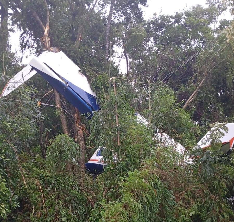 Queda de avião mata piloto em Piên (PR)