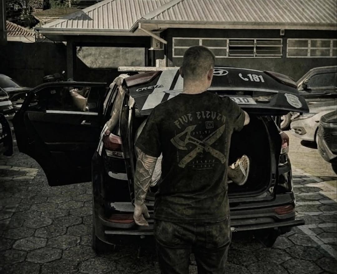 Traficante preso em flagrante com estufa de maconha  em São Bento do Sul