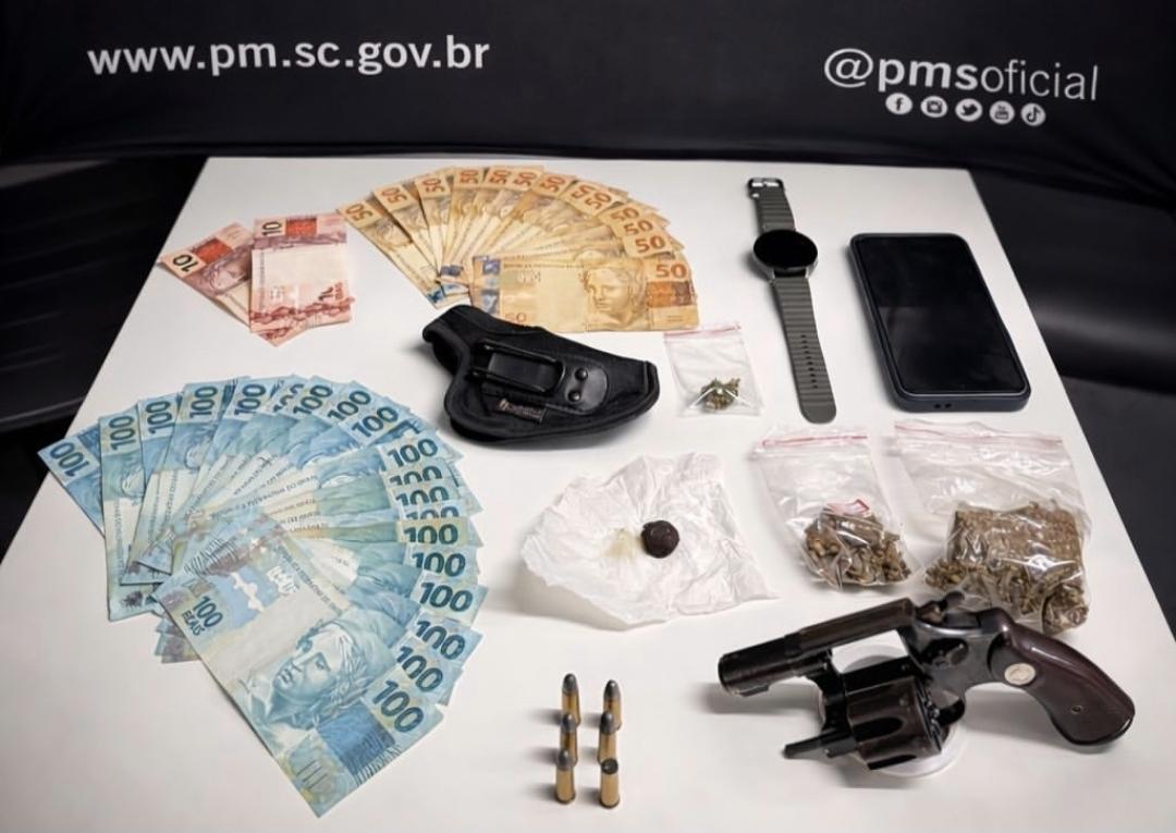 Traficante preso no centro de São Bento do Sul