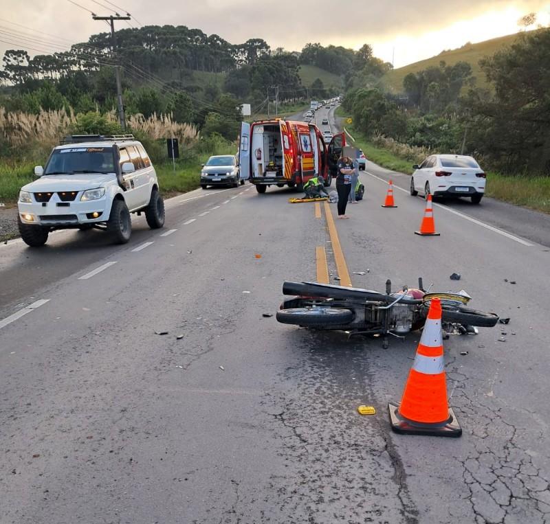 Acidente deixa motociclista ferido na SC-418 em São Bento do Sul 