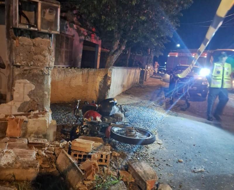 Motociclista Morre Após Colidir Contra Muro em Brusque