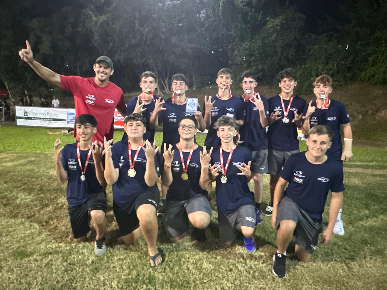 Punhobol de São Bento do Sul conquista ouro e prata em Torneio internacional