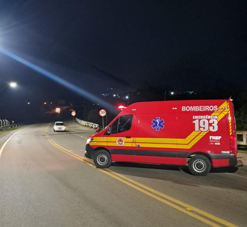 Acidente deixa motociclista ferido na SC-418 no bairro Mato Preto 