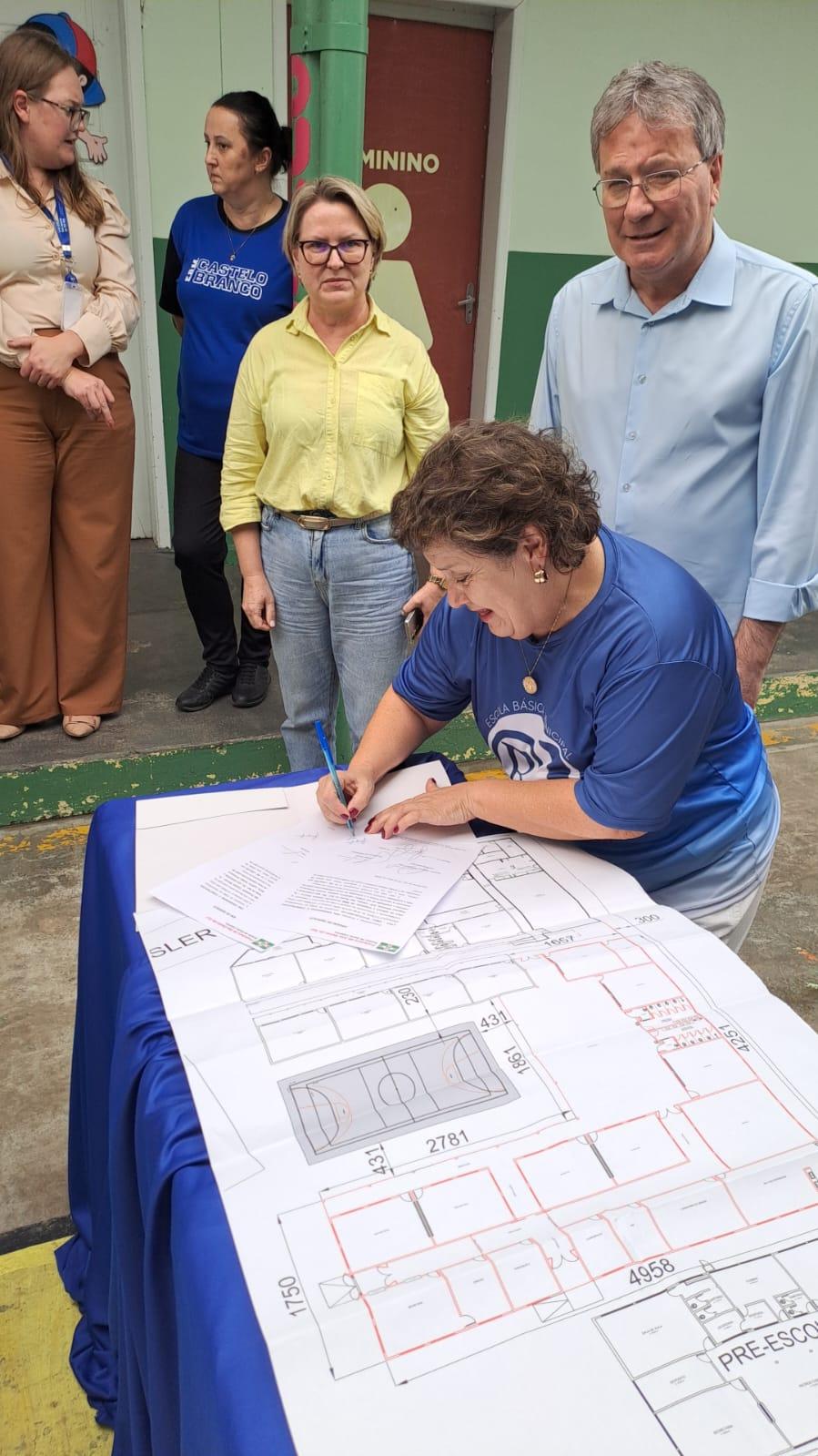 Assinada a ordem de reforma e ampliação da Escola Presidente Castelo Branco  