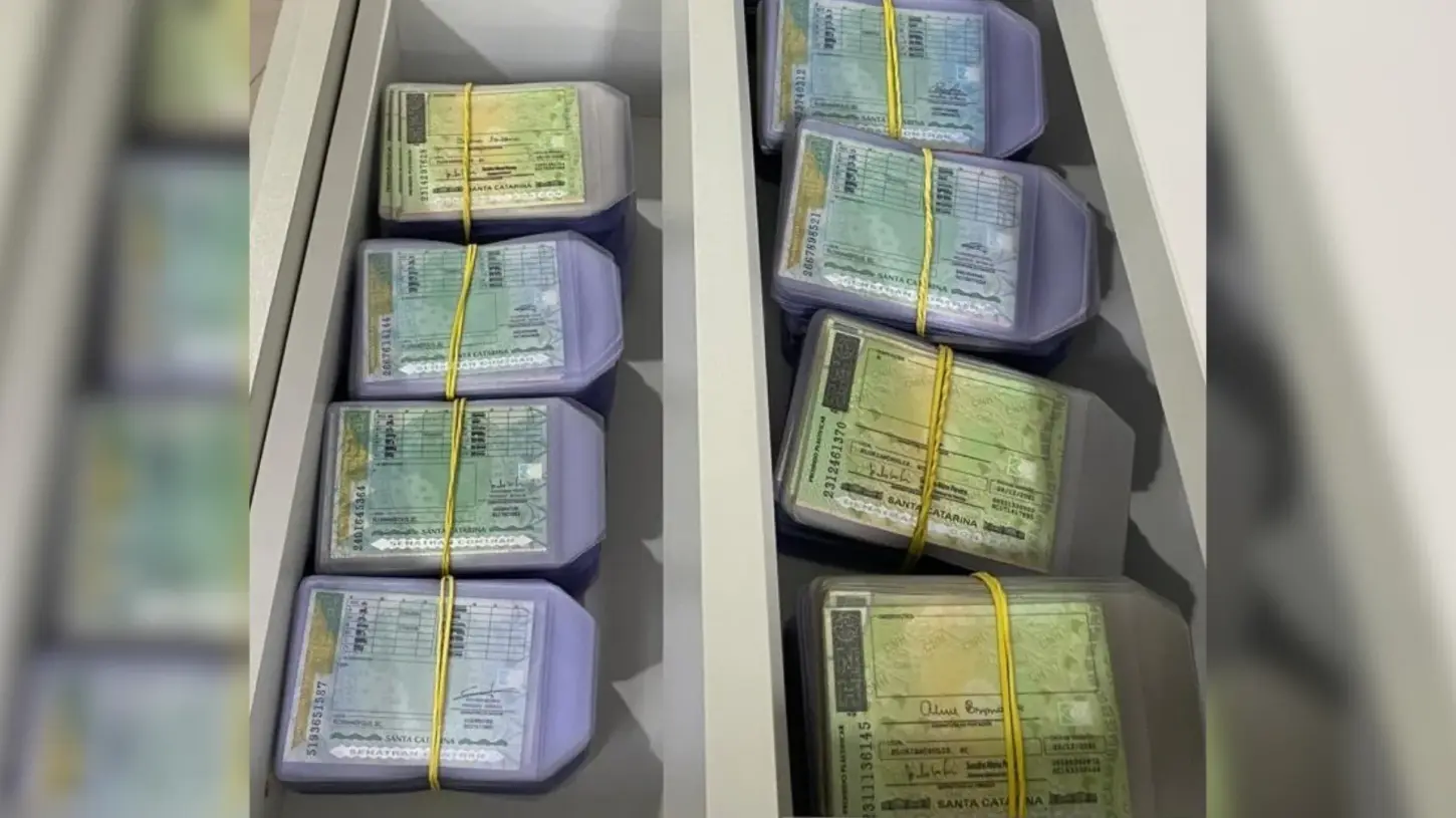 Detran de SC destruirá CNHs que não foram retiradas