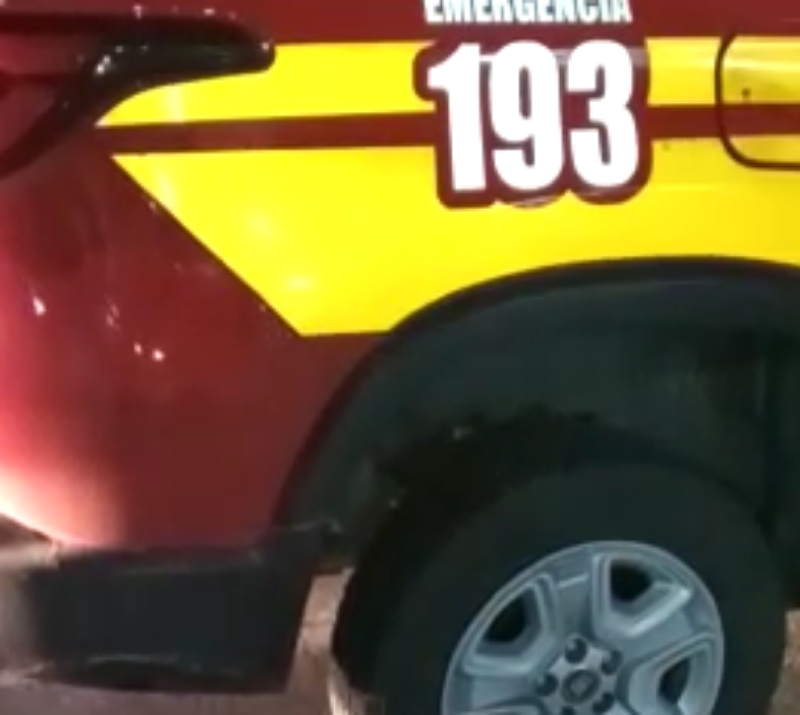 Motociclista fica ferido após queda causada por óleo na pista em São Bento do Sul