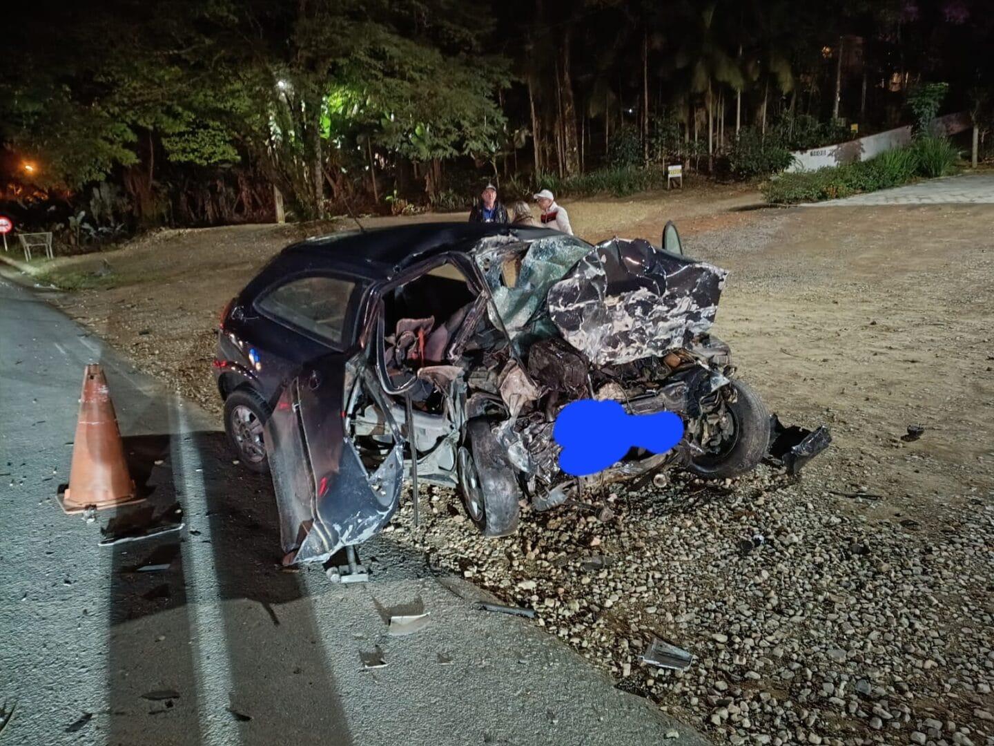 Madrugada de tragédia na BR-470 deixa um morto e dois feridos graves em Apiúna