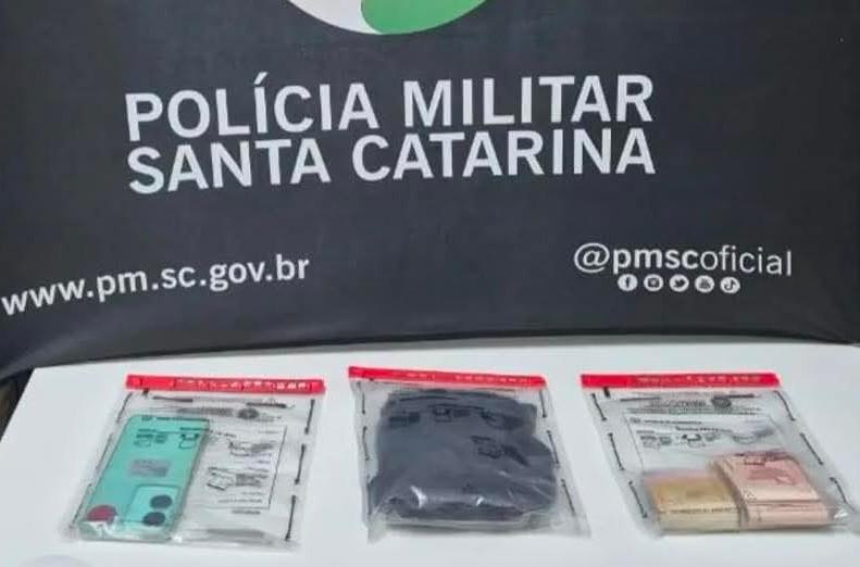 Roubo em posto de combustíveis termina com dois presos em Rio Negrinho