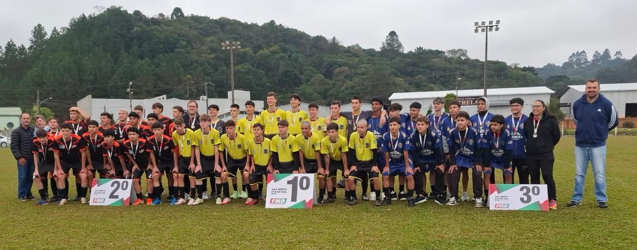 Definidos os campeões da fase local do Moleque Bom de Bola em São Bento do Sul