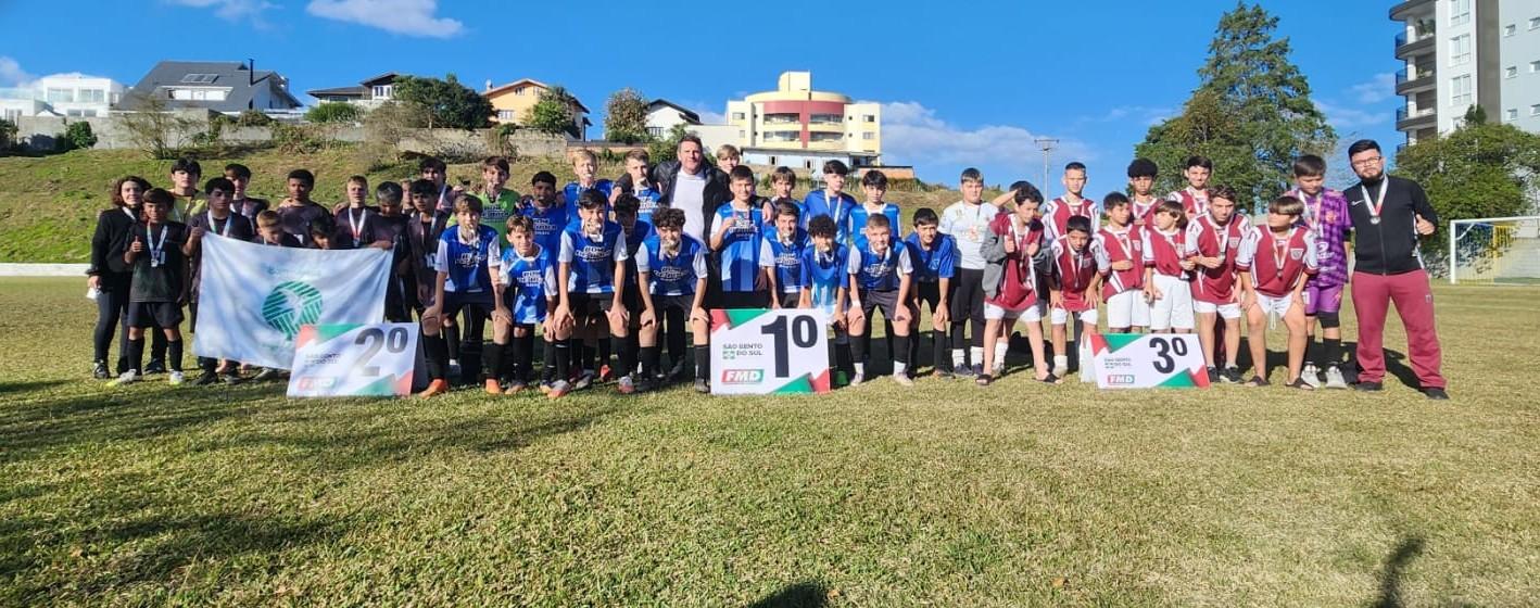 Definidos os campeões da fase local do Moleque Bom de Bola em São Bento do Sul