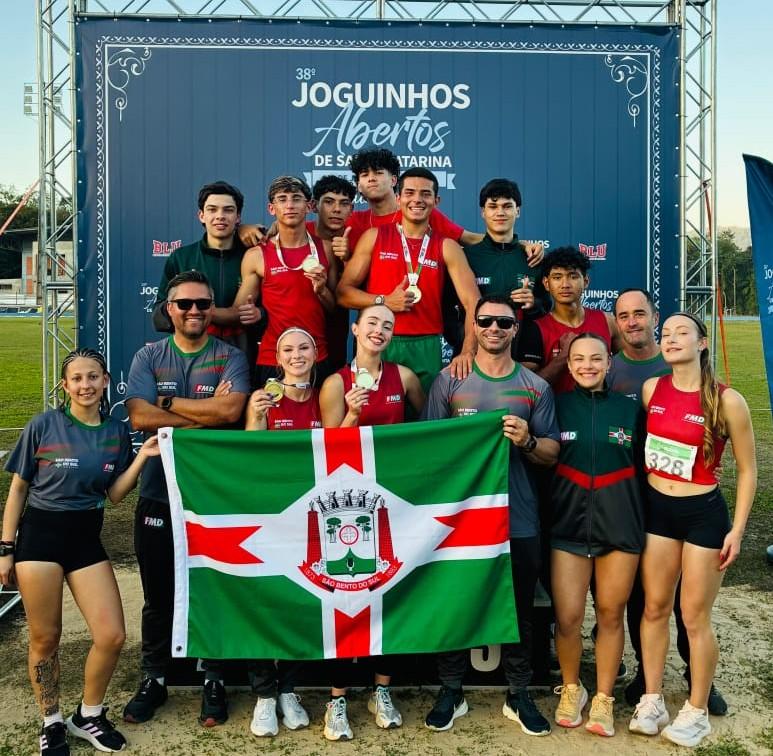 Atletismo de São Bento do Sul faz história nos Joguinhos Abertos