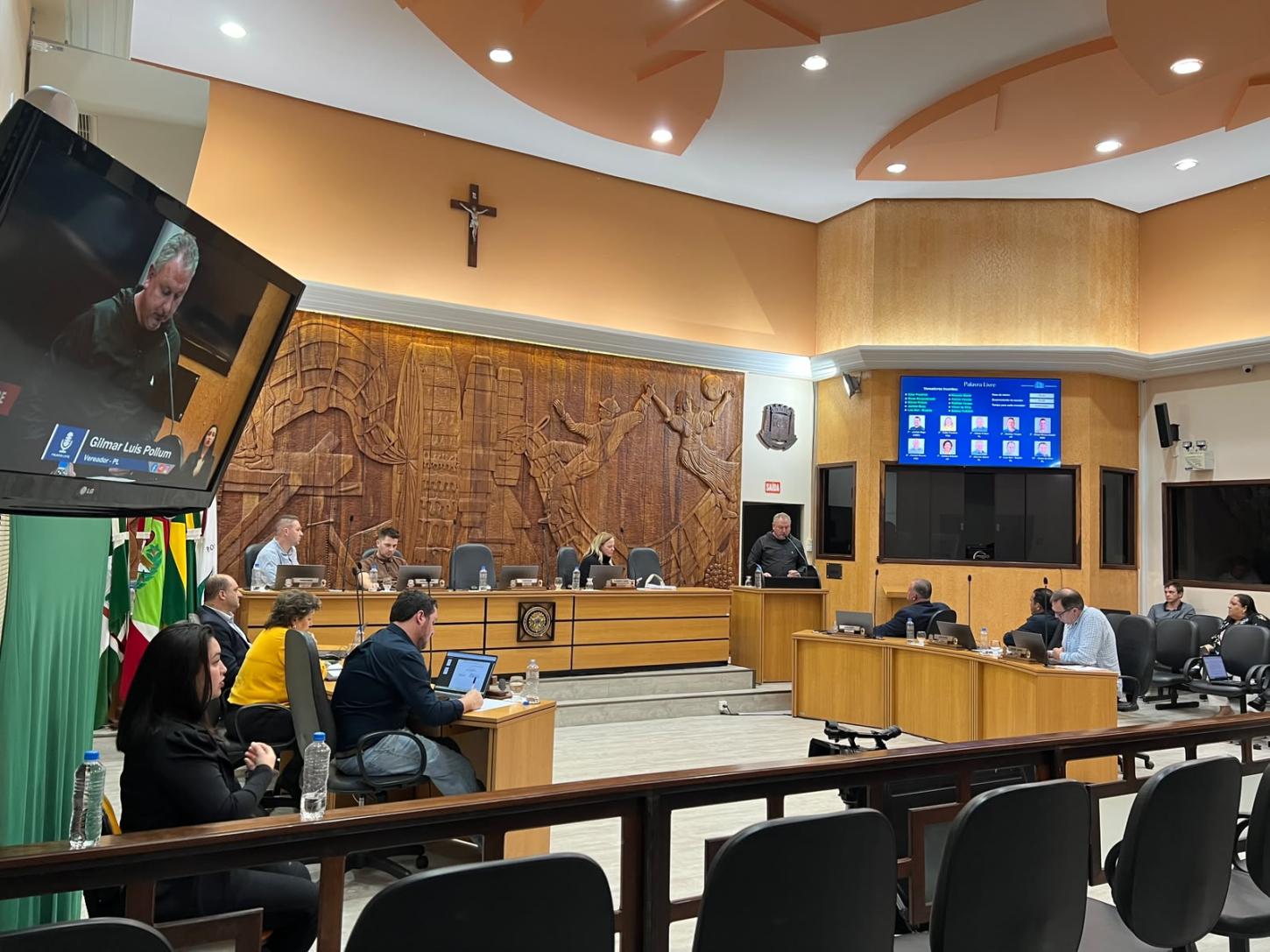 Câmara de São Bento do Sul aprova projeto que amplia atribuições de atendentes no transporte escolar