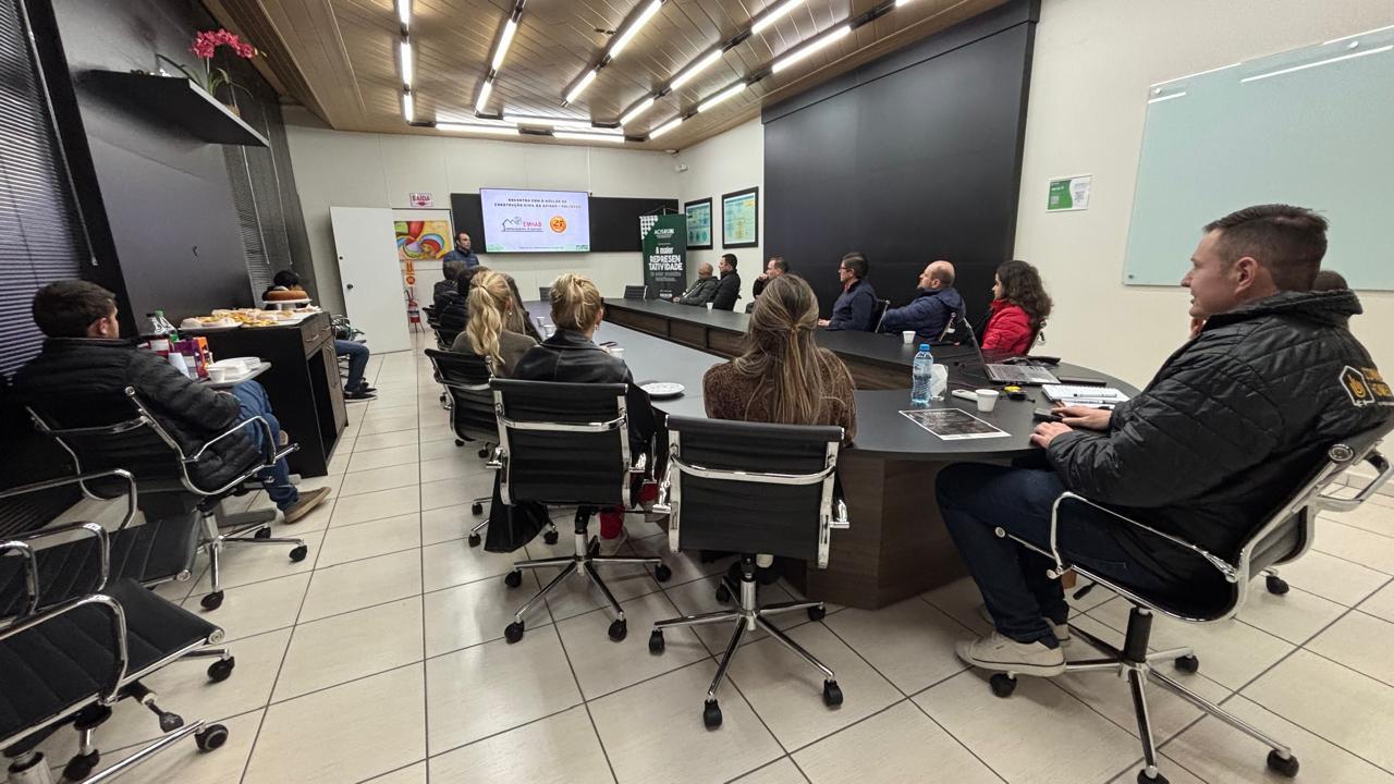 Emhab apresenta Banco de Materiais para empresários da construção civil