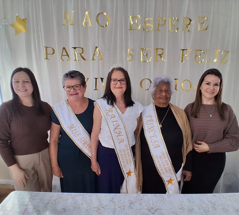 Emoção marca a escolha da Miss Melhor Idade do Grupo Nova Estrela em São Bento do Sul