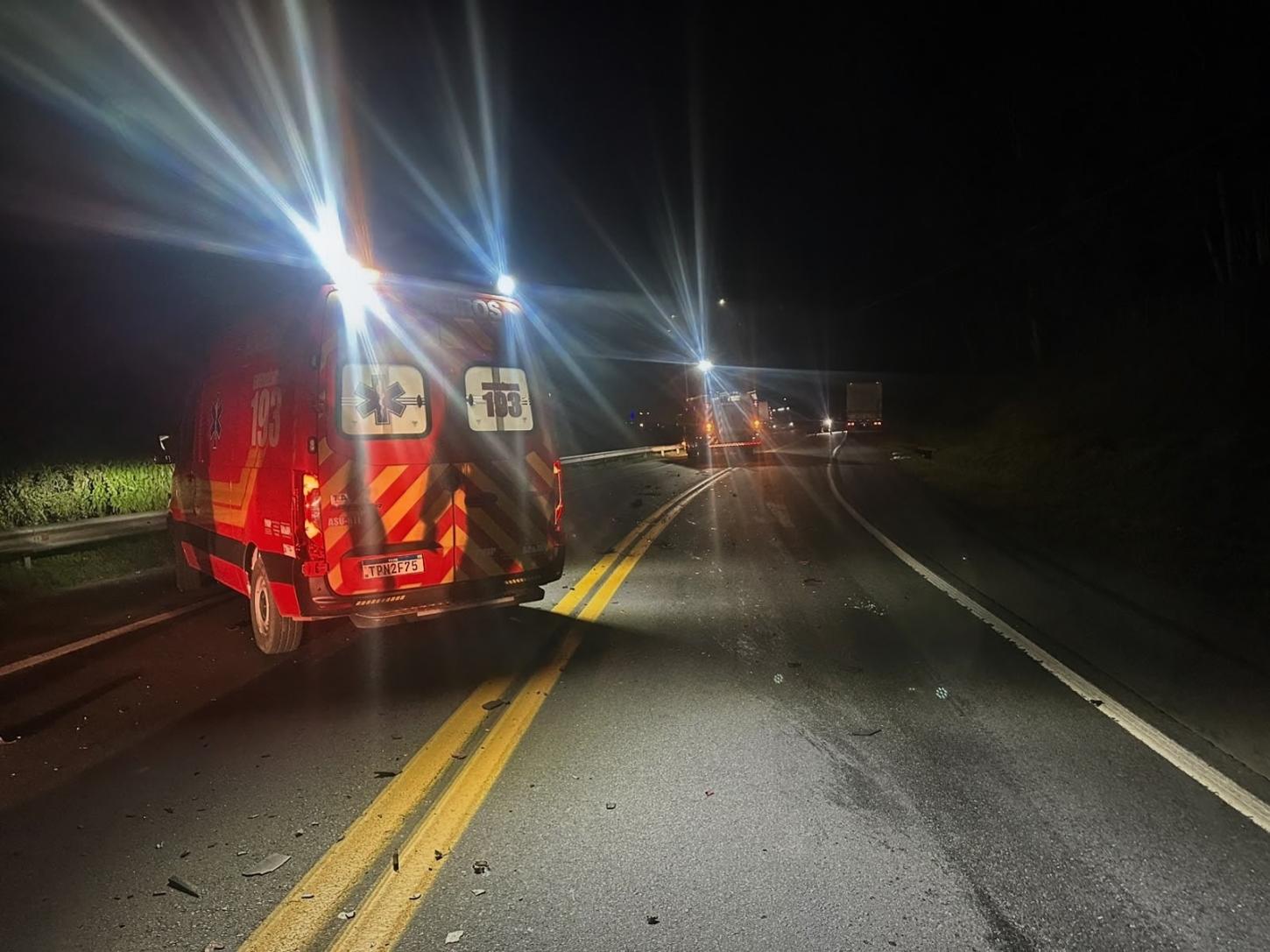 Motociclista morre após colisão com caminhão na BR-470, em Rio do Sul