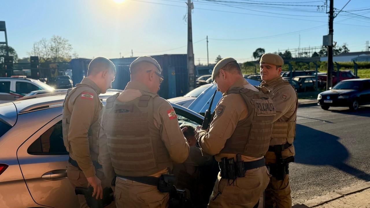 Carga com mais de 20 jet skis roubada em Joinville é recuperada em São Bento do Su