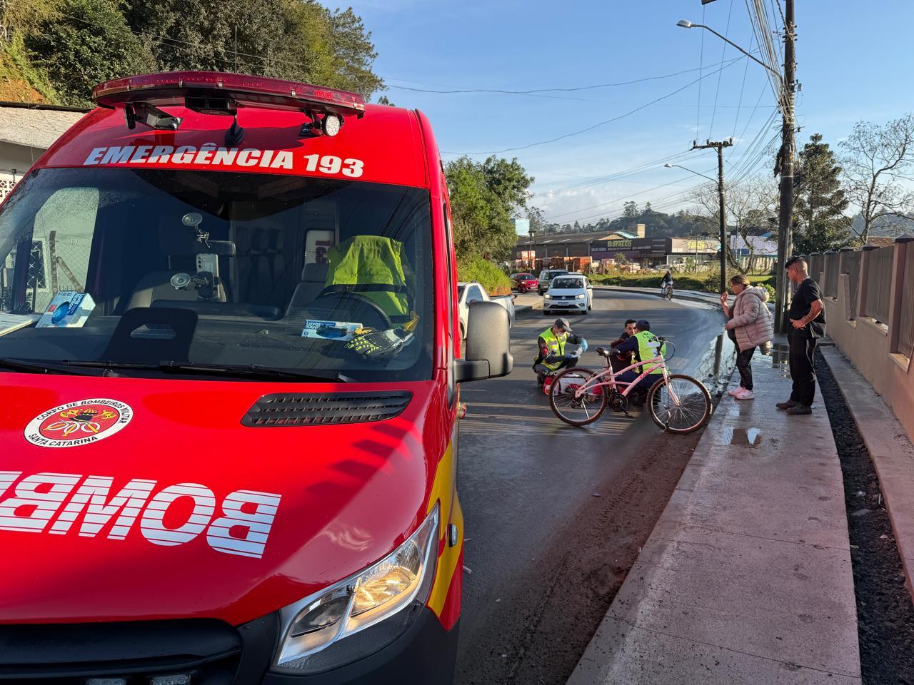 Colisão entre Biz e bicicleta deixa duas pessoas feridas em Serra Alta 