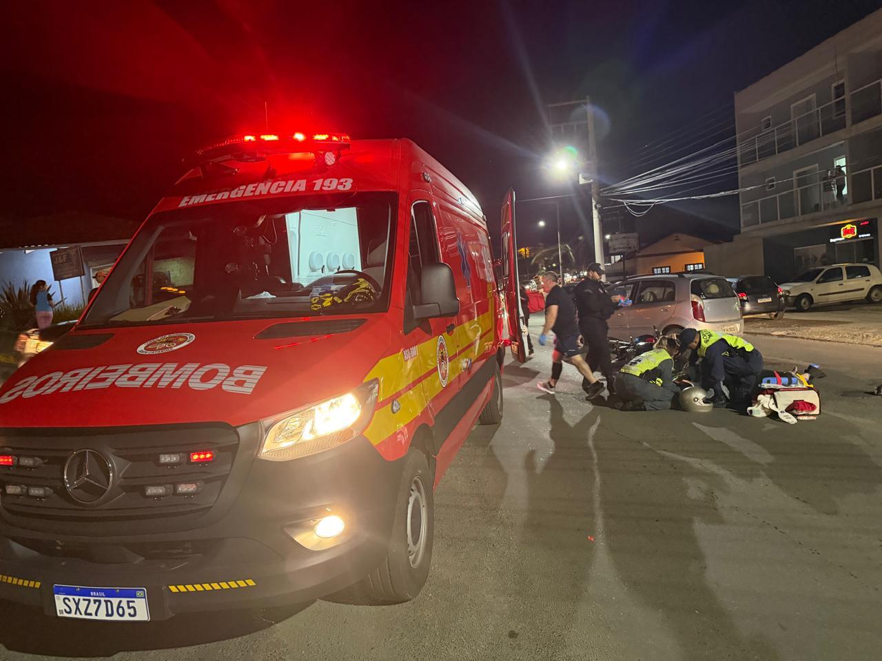 Colisão entre carro e motocicleta deixa mulher ferida em São Bento do Sul