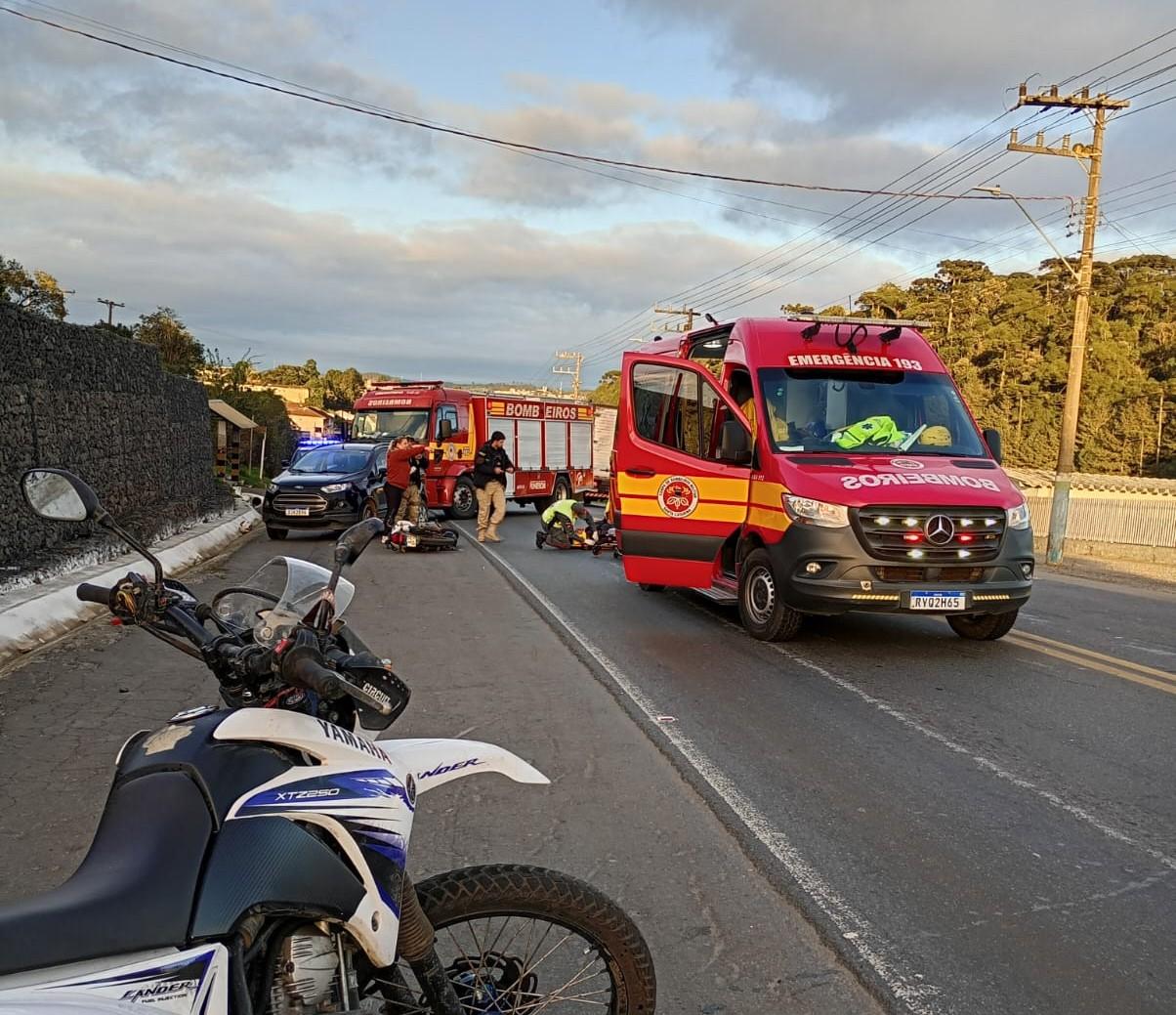 Colisão entre duas motos deixa dois homens feridos na BR-280, em Rio Negrinho