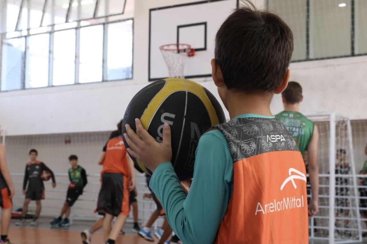 Projeto Basquete.com comemora cinco anos de parceria com a ArcelorMittal no próximo sábado (29)