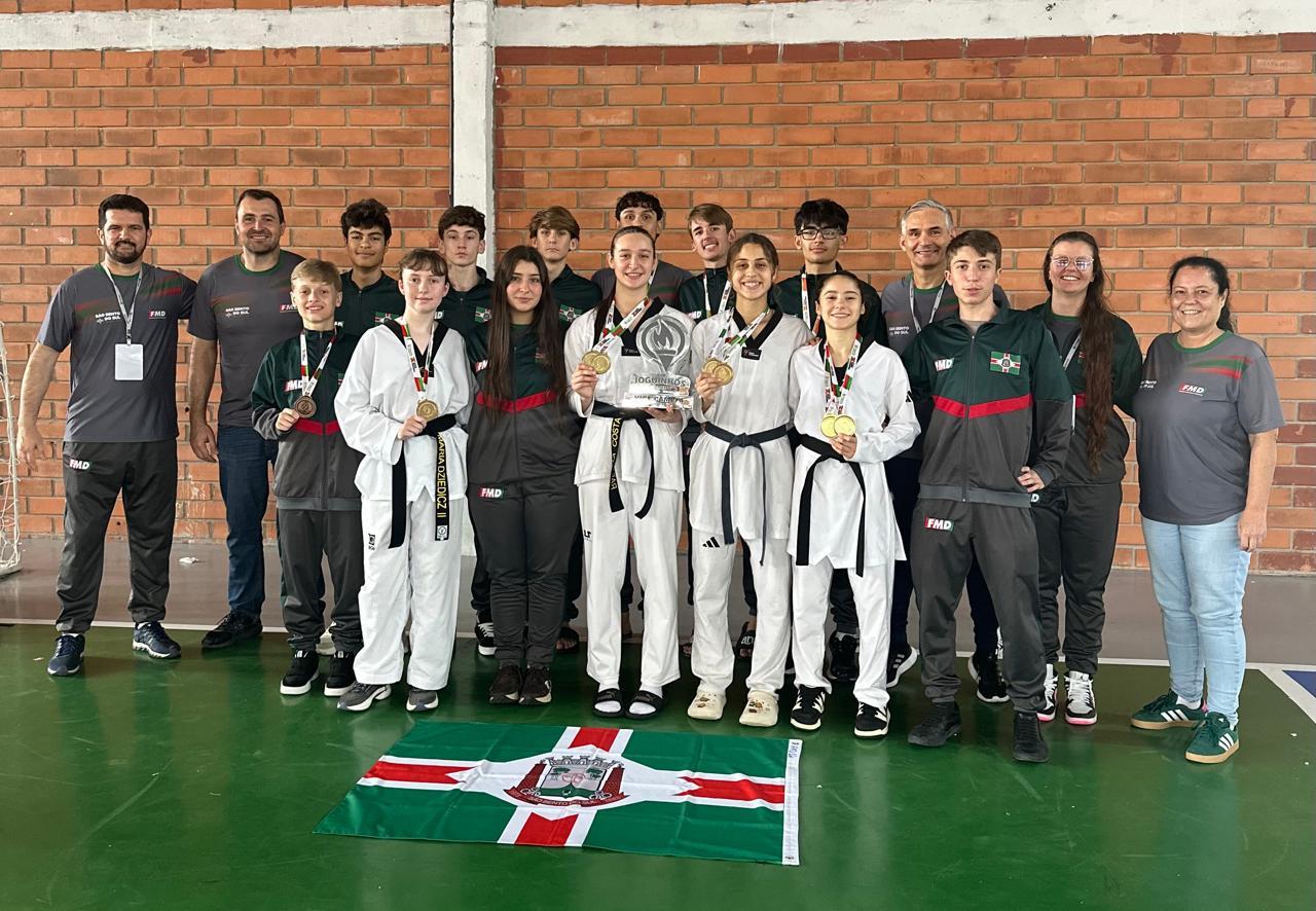 São Bento do Sul faz história nos Joguinhos Abertos com 29 medalhas e vice-campeonato no Taekwondo