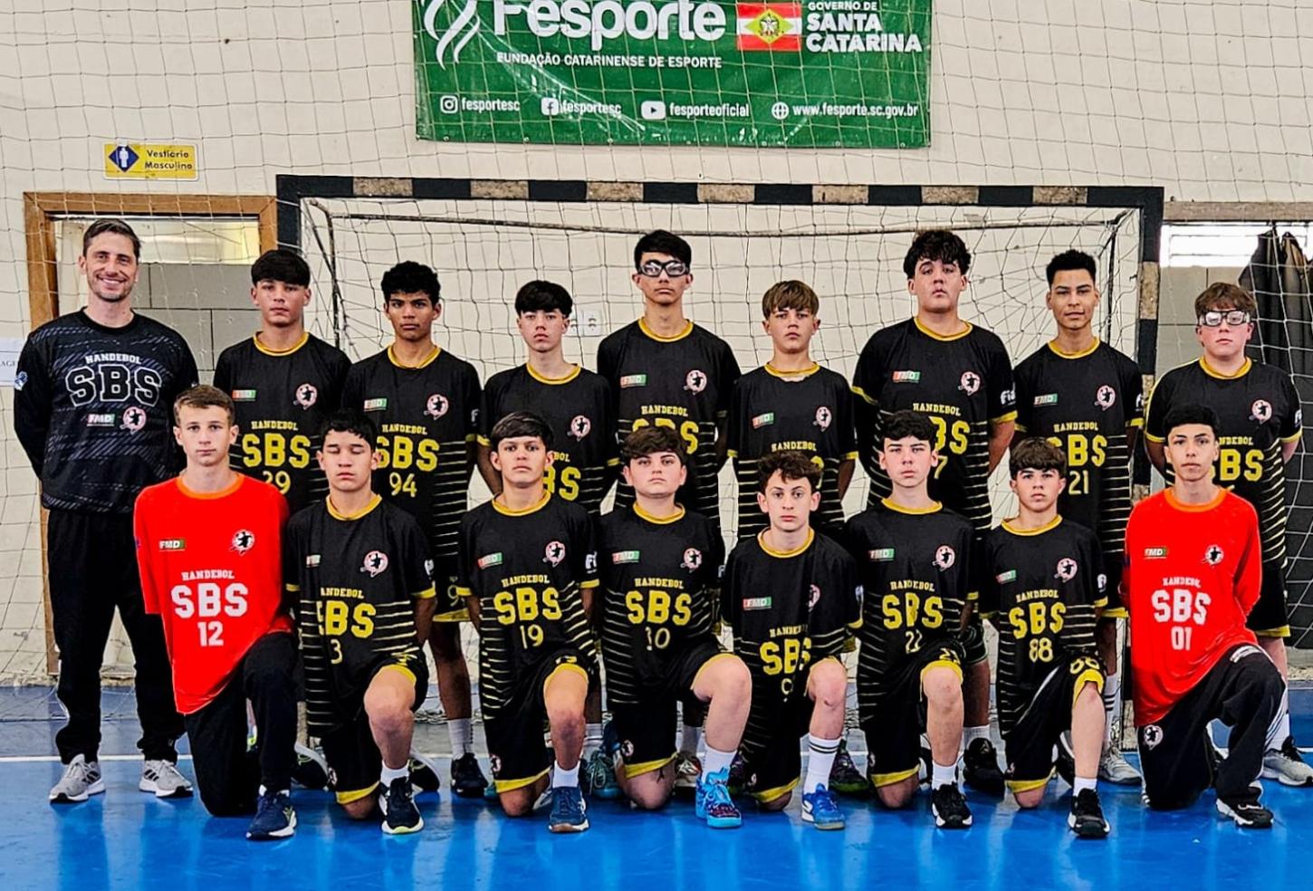 São Bento Handebol Clube garante vaga entre as oito melhores da Liga Santa Catarina Sub 14