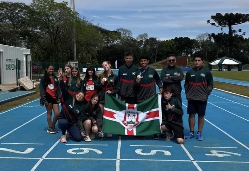 Atletismo de São Bento do Sul conquista quatro medalhas e termina entre os cinco melhores de SC
