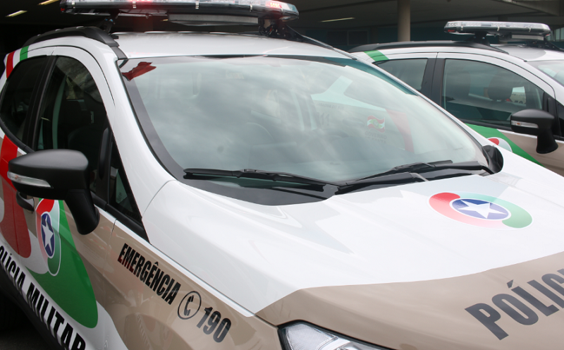 Motociclista foge da PM após empinar moto e realizar manobras perigosas em Canoinhas