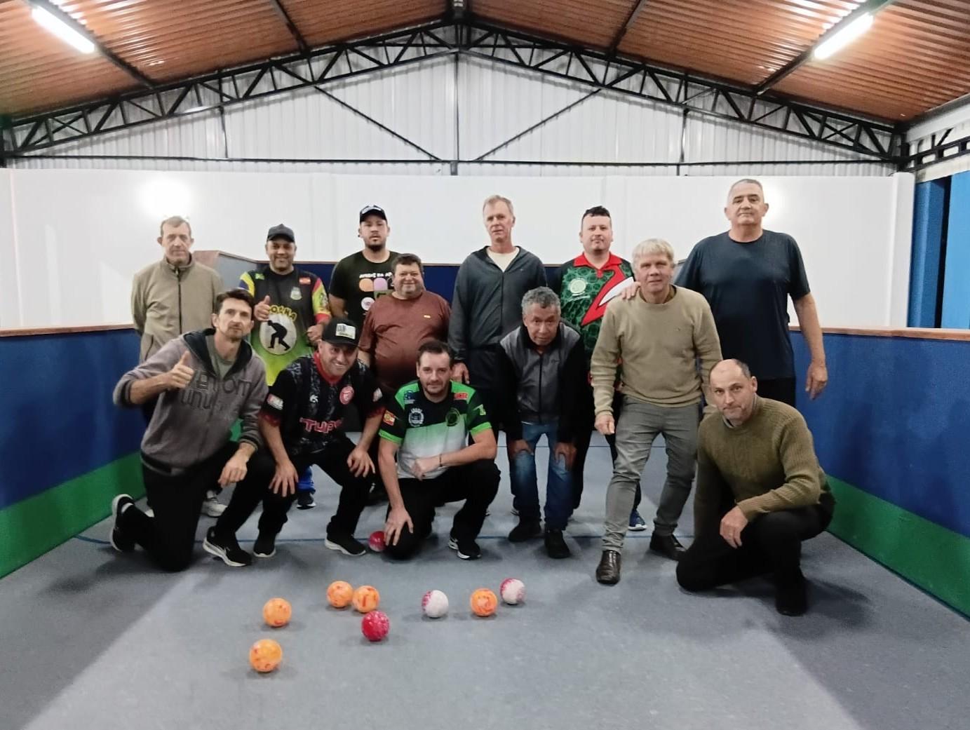 Campeonato Municipal de Bocha Duplas reúne 12 equipes e começa nesta quinta-feira (15)