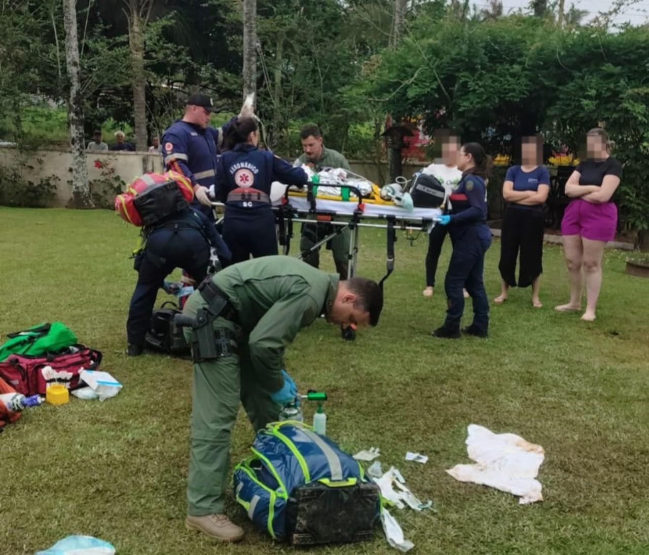 Criança de 1 ano e 9 meses é reanimada após afogamento em açude em SC