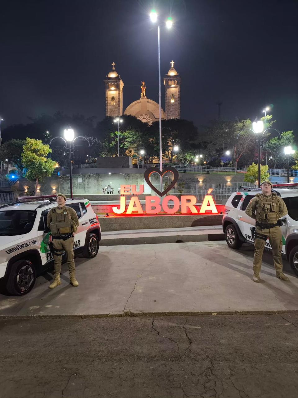 Homem  ataca o próprio irmão com facão e provocar ferimentos graves em Jaborá