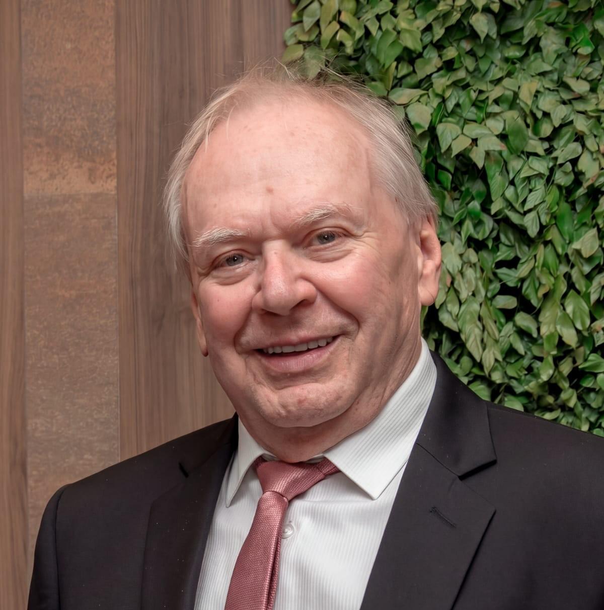 Nota de falecimento do Sr Nelson Ostetto