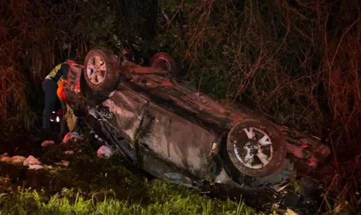Acidente na BR-280 deixa uma pessoa morta e outras três feridas em Mafra