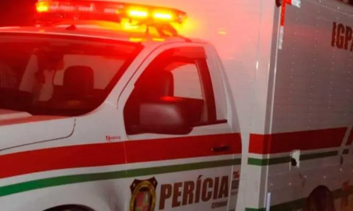 Colisão em poste deixa uma pessoa morta em Blumenau