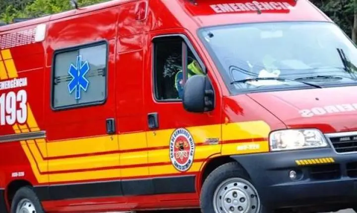 Colisão entre carro e moto deixa motociclista ferido em São Bento do Sul