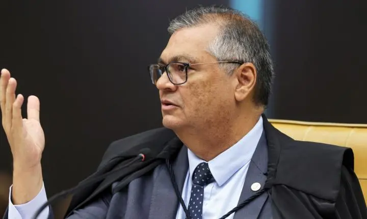 Dino determina fim do sigilo de investigações sobre o filme Dark Horse