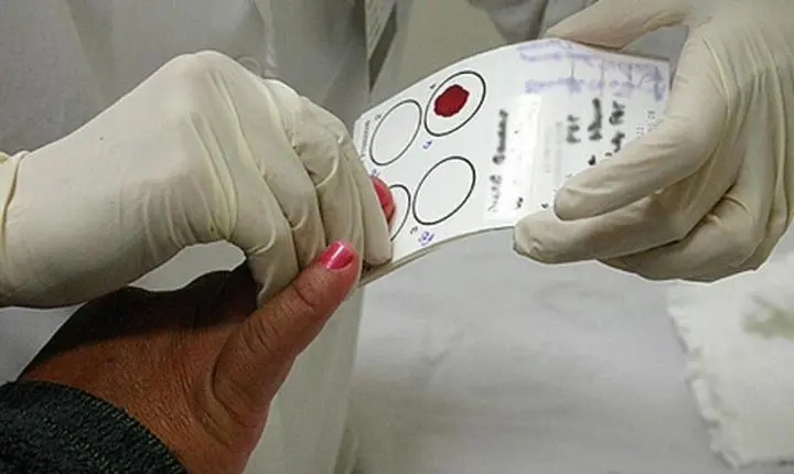Famílias de pessoas desaparecidas podem fazer coleta gratuita de DNA em 342 postos no Brasil