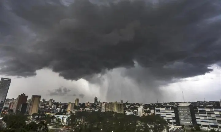 Frio intenso continua em SC nesta segunda e terça-feira; chuva e temporais retornam na quarta