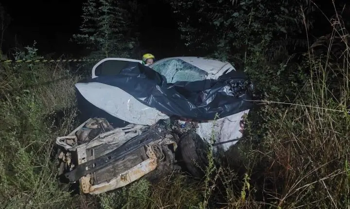 Grave acidente deixa dois mortos e três feridos na SC-350 em Lebon Régis