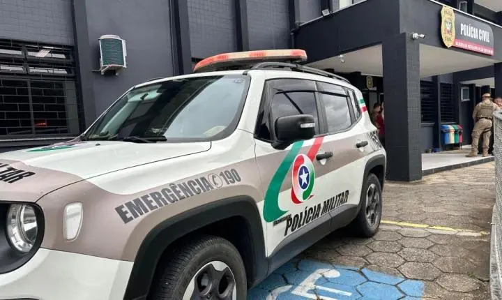 Homem com 60 passagens policiais é preso furtando em São Bento do Sul