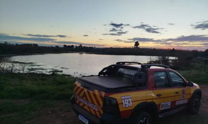 Jovem de 19 anos desaparece após gritos de socorro e submersão em açude em São Joaquim