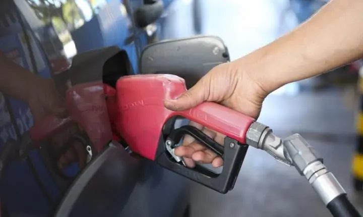 MP prevê ajuda do governo a produtores e importadores para reduzir preço final do óleo diesel