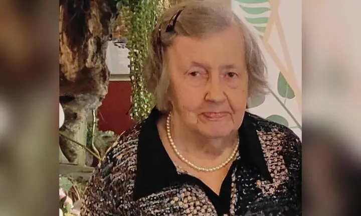 Nota de falecimento da Sra Romilda Bollmann