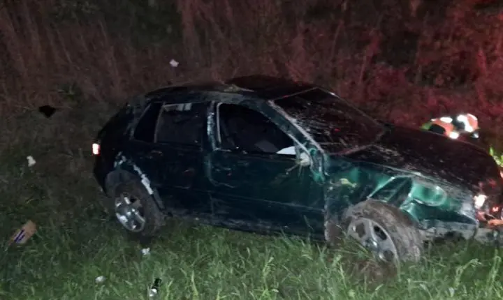 Saída de pista termina com uma pessoa  morta na BR-282