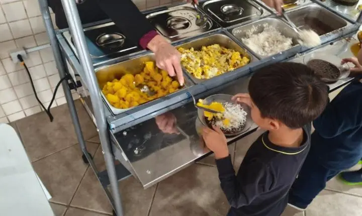 SEMED amplia estrutura para alimentação escolar com aquisição de novos buffets